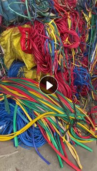 出售软质PVC电缆皮废料，干净，现货几十吨