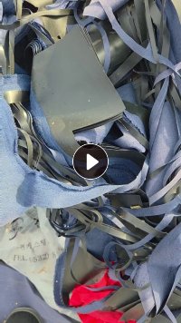 长期出售箱包厂下来的pvc人造革，带一层布，月供十几吨，货在山东菏泽