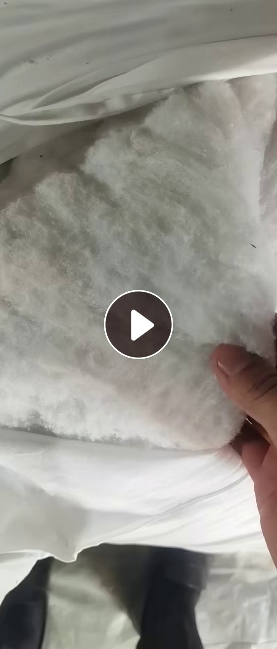 出售旧丝绵被，旧丝棉，现货有七八吨，货在甘肃兰州