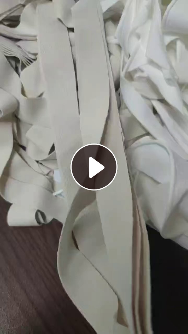 出售服装边角料，瑜伽库边角料，再生纤维素纤维51%涤纶42%氨纶7%月供30吨，货在江西抚州