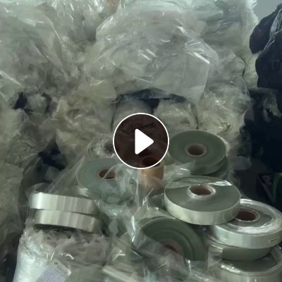 出售国企下来的透明pet膜废料，散卷都有，不带胶，现货10多吨