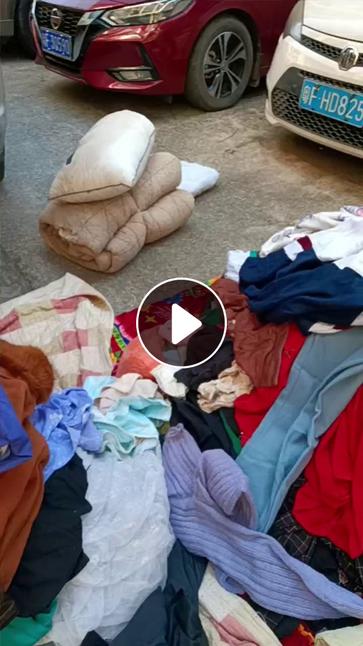 长期出售旧衣服统货，上门回收货，现货20吨
