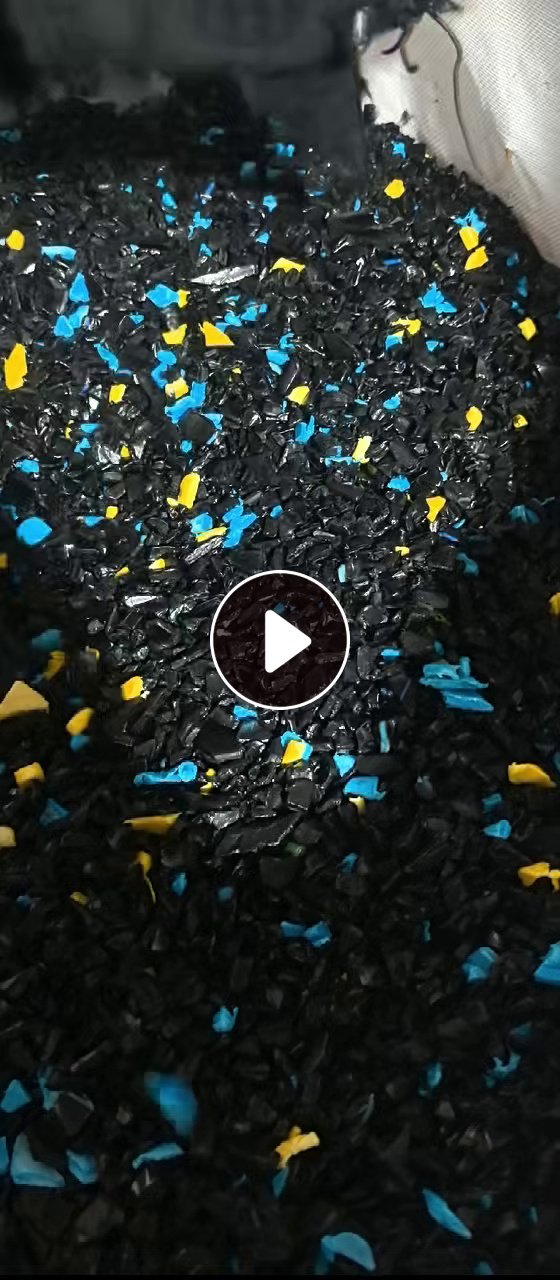 出售一级的PE管道破碎料，月供30-90吨