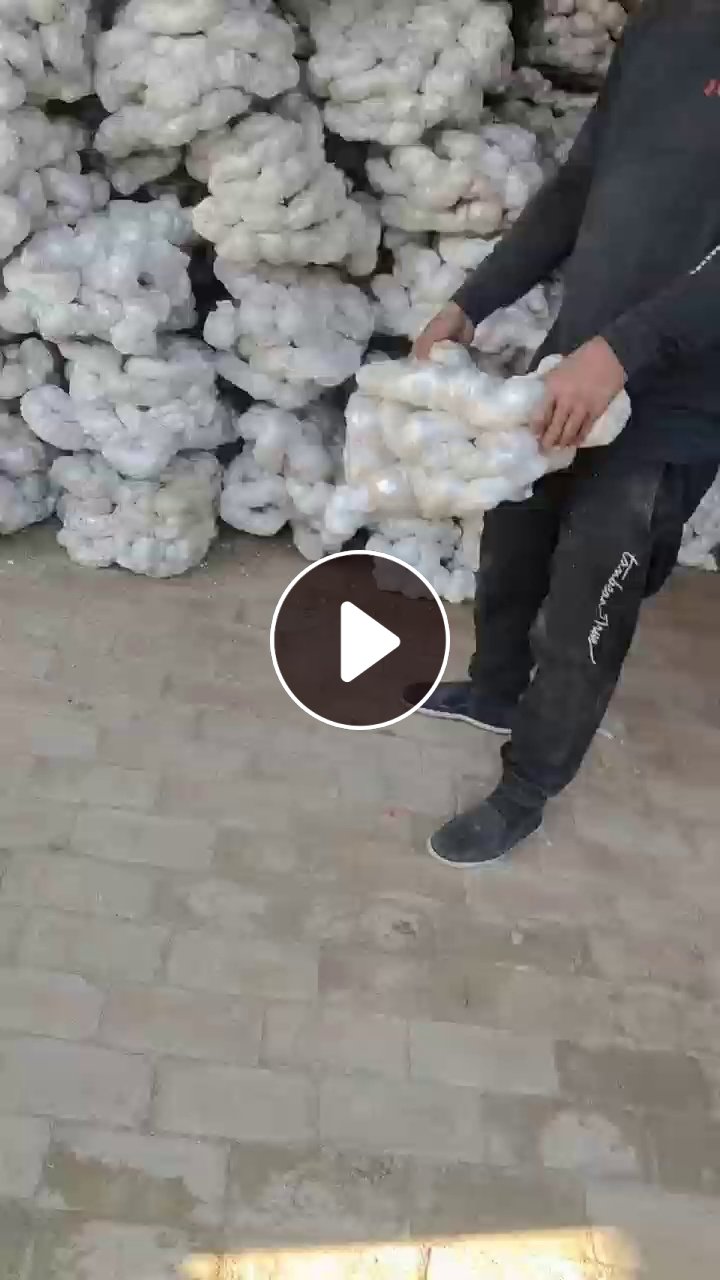 出售EPS热熔块，厂货多，现货8吨左右