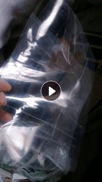 出售pet烤漆片，全部都是洗衣机厂下来的，有的带胶，也有部分覆膜的，现货30吨