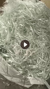 长期出售无碱淀粉型玻璃纤维废丝，玻璃纤维丝，现货有十几吨，货在河北保定