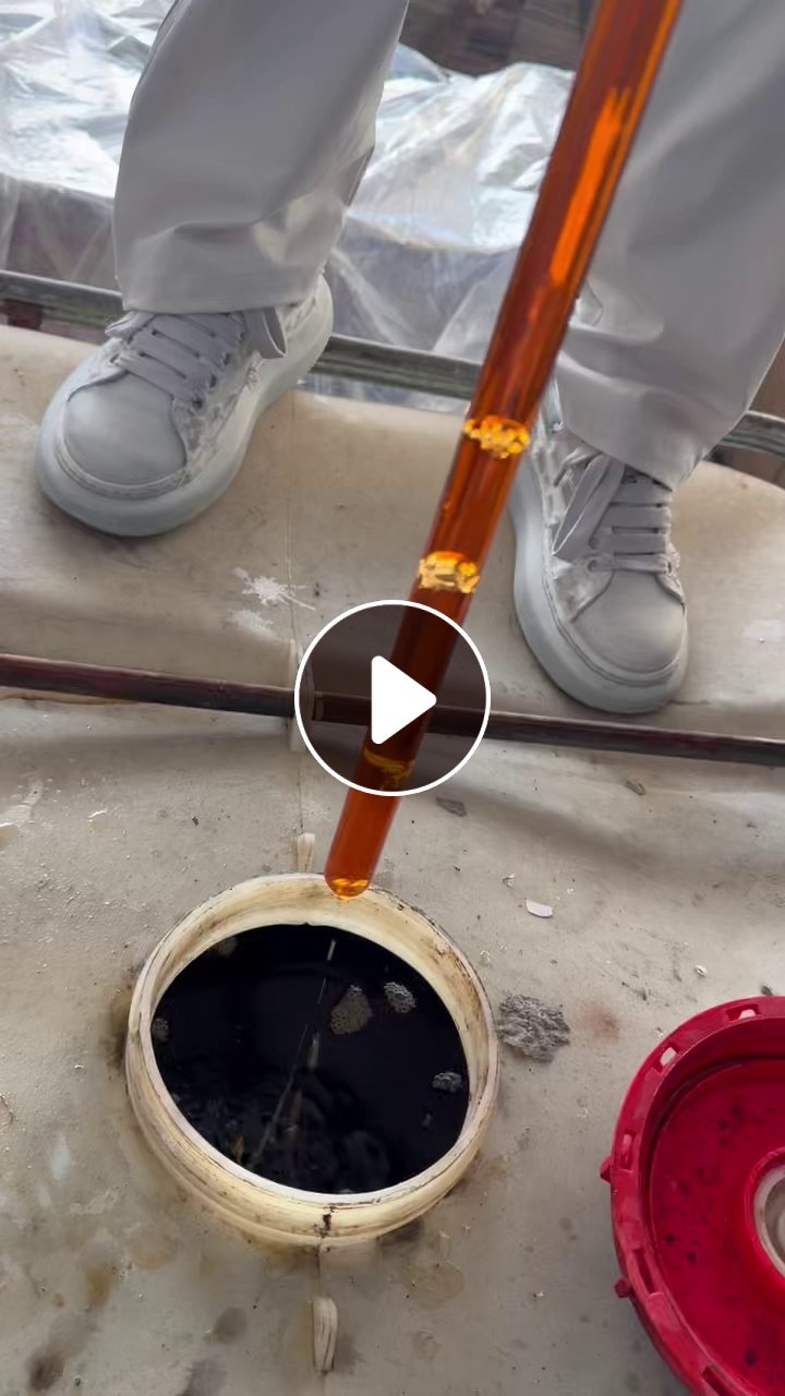 出售皮革厂下来的皮革油，密度88/89，每月100多吨