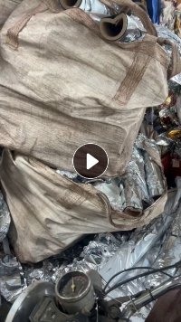 出售PET烫金膜边料，镀铝膜，镀铝膜，PET清洗料，现货13米一车