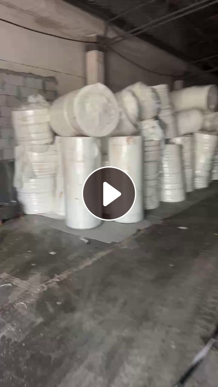 出售涤棉水刺无纺布边角料，无纺布卷材，涤纶跟涤棉都有，统货走，现货20吨