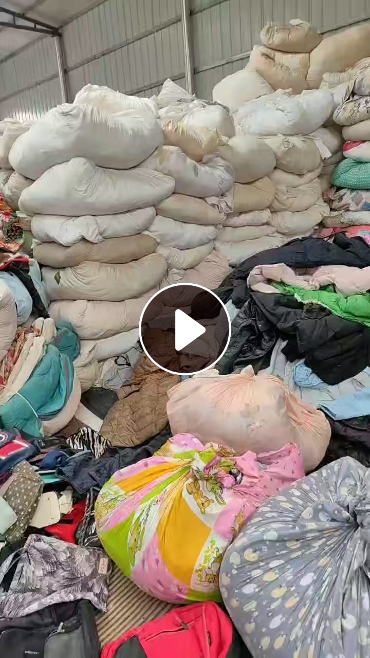 长期出售旧衣服大白，二白，白料，现货20吨，货在河北廊坊。