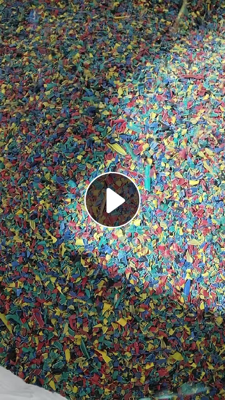 求购中性PVC破碎料，做插头的，需求量30吨