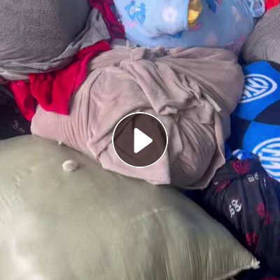 长期出售涤纶法兰绒大块布，法兰绒零头布，1米以上，月供20吨左右