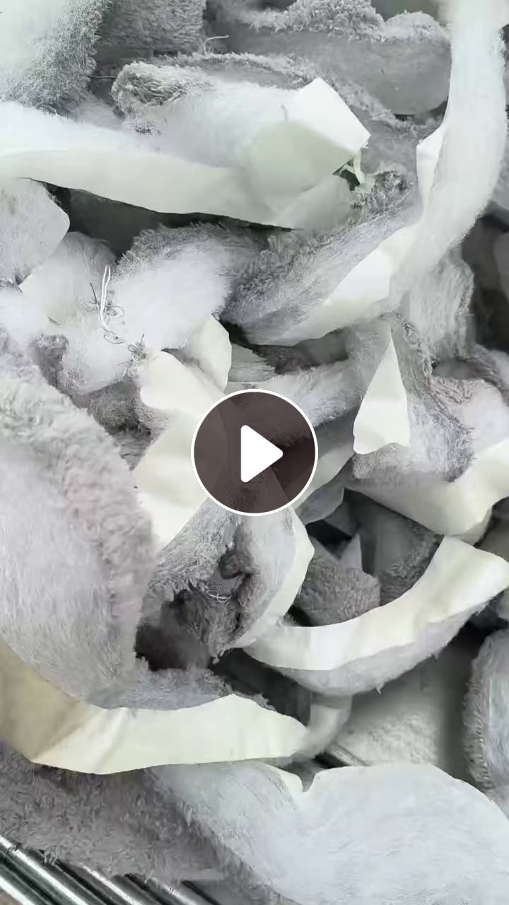 长期出售绗棉下脚料夹丝棉下脚料，现货80吨