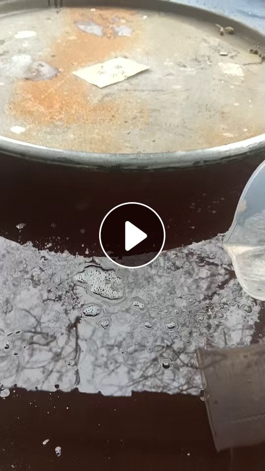 长期求购皮革油，淡黄色，密度不超过85，月需求500吨