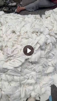 长期大量出售针织纯棉废布，梭织纯棉废布，涤棉废布，也有化纤布，开花料，货在广东广州