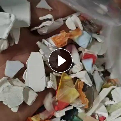 长期出售abs/pc合金破碎料，冲击大概15左右，花色黑色够车走