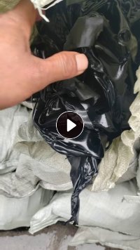 出售橡胶厂纯黑橡胶边角料，做密封圈和汽车门上密封条