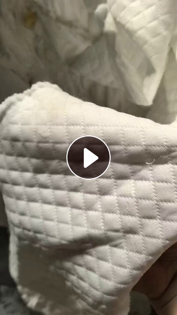 长期回收空心丝，空心丝下脚料，白色和杂色都可以做，开花做针刺用，月需100吨