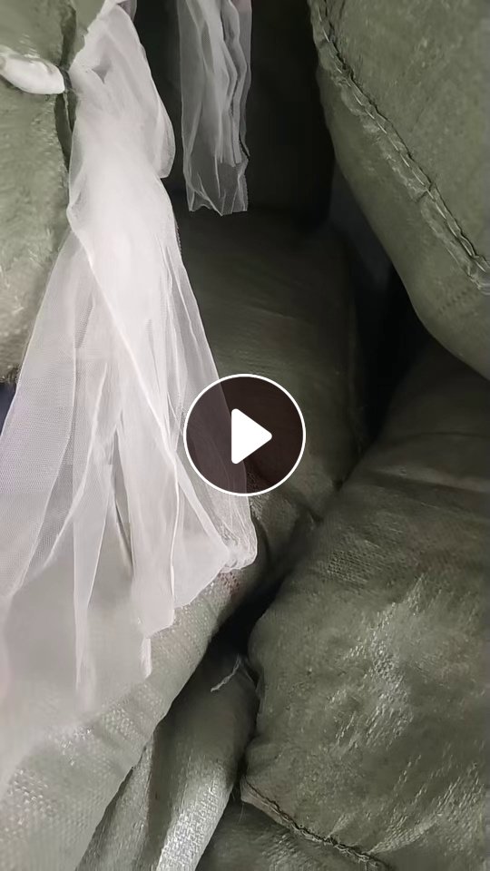 长期出售白色涤纶蚊帐布，涤纶网布，现货有20几吨，货在安徽宿州