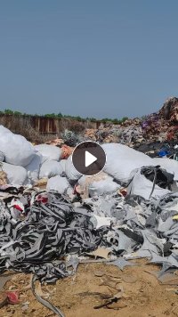长期出售废纺料，汽车坐垫裁下来的，一层涤纶氨纶一层海绵，每个月有200吨，货在河北邢台