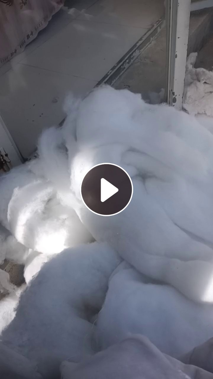 长期出售旧被子，旧棉被，旧丝绵被等，月供几十吨，货在内蒙呼和浩特