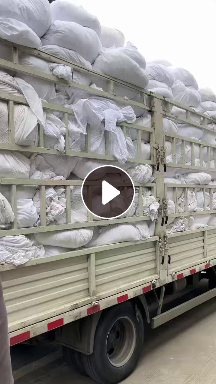 长期出售酒店布草，床单被罩，毛巾浴巾地巾枕套等，可以统货卖也可以分开，现货有8吨左右