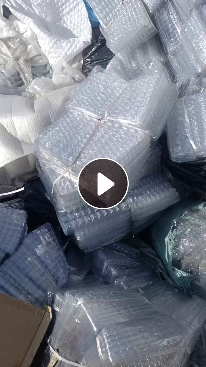 出售PET吸塑盒，无标签，现货有个6米8一车