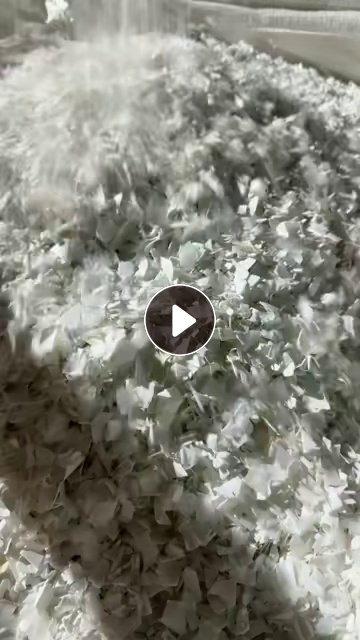 出售冷洗小白乙破碎料，冷洗小白破碎料