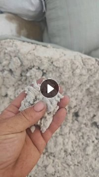 长期出售纺纱厂棉粉尘，毛毛料，磨毛料，在新疆喀什