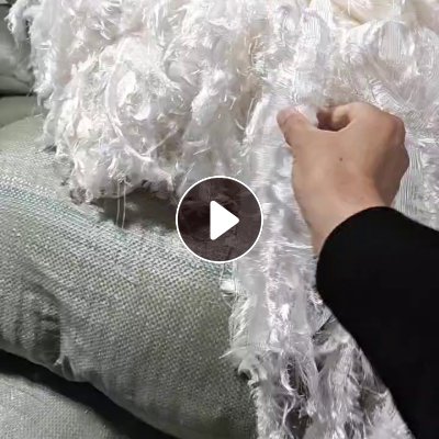 长期出售黏胶加捻丝，纺织厂下来的，可以开花用，每个月20吨左右，货在江苏苏州
