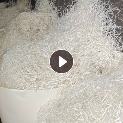 工厂直发，口杯边角料切边和淋膜切边，成份主要是牛皮纸+PE