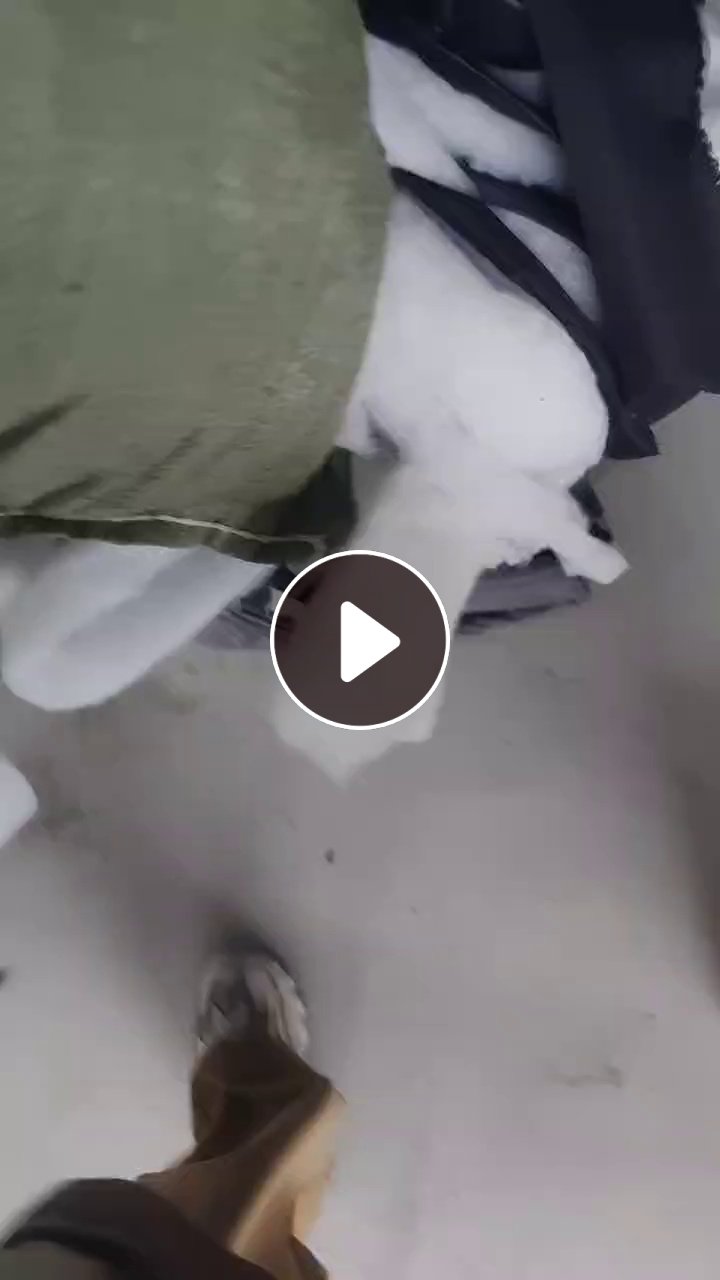 长期出售服装厂下来的丝棉，丝棉下脚料，丝棉边角料，有带布，在江苏镇江。