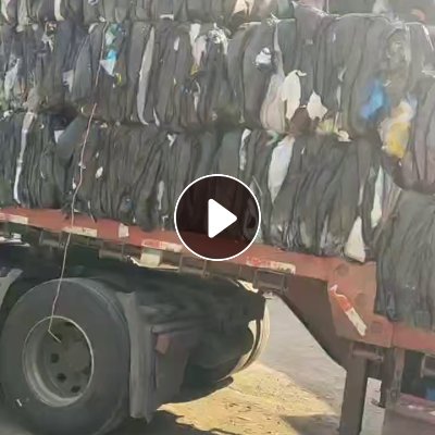 出售PE/PET膜废料，炼油用，电子厂下来的，现货一板车，每月4个板车