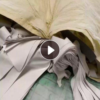 出售软质PVC充气边料，主要做国外订单吹气，有两种，透明白色无油墨和杂色