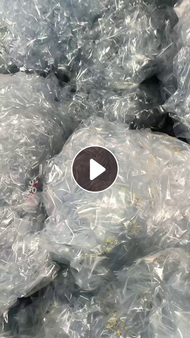 长期出售印刷厂下来的PVC压块料 ，现货9.6一车