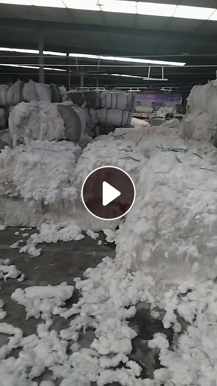 长期出售纺纱厂混合回丝，腈纶，锦纶，涤弹丝混合的，腈纶占比高，现货18吨左右
