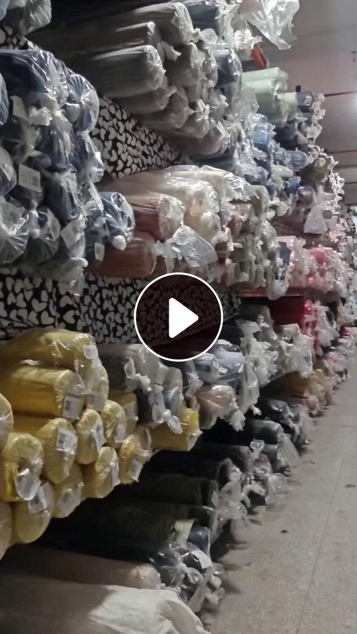 长期出售各种坯布，涤棉库存布，口袋布，服装面料，加工漂白，染色等