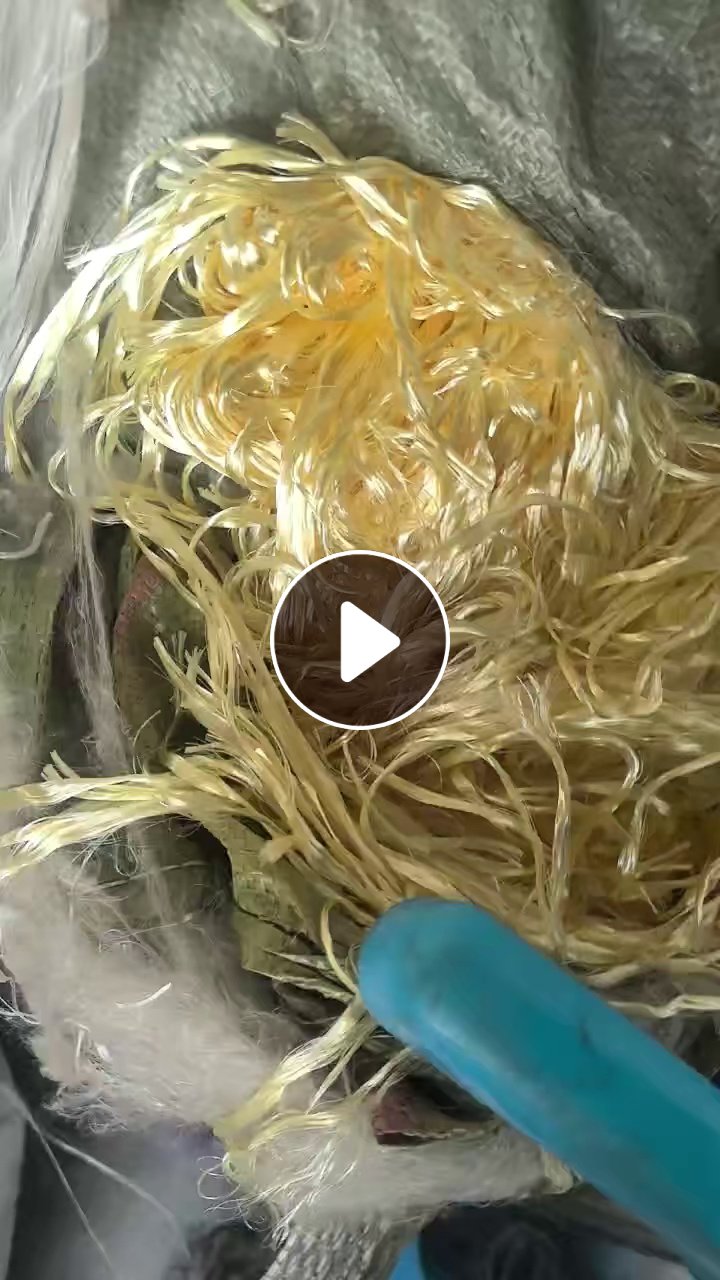 长期出售腈纶废丝，腈纶丝，白色现货30吨，黄色现货40吨，货在河北保定