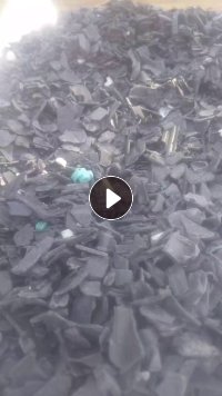 长期出售PC灯罩破碎料，干粉，去胶皮，带点杂质，每天都有在生产