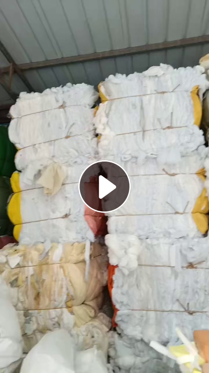 长期出售家具厂下来的丝棉下脚料，丝棉，有的有带无纺布，有的是干净的，月供30吨，货在江西赣州