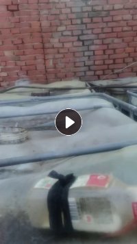 出售铝塑油，塑料油，热值10500，密度0.83，现货有2车