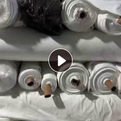 出售牛奶丝坯布，涤氨牛奶丝，牛奶丝布块，现货7吨左右，货在江苏苏州