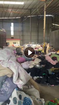 长期出售旧衣服统货，小区货，8成新的，在四川成都。