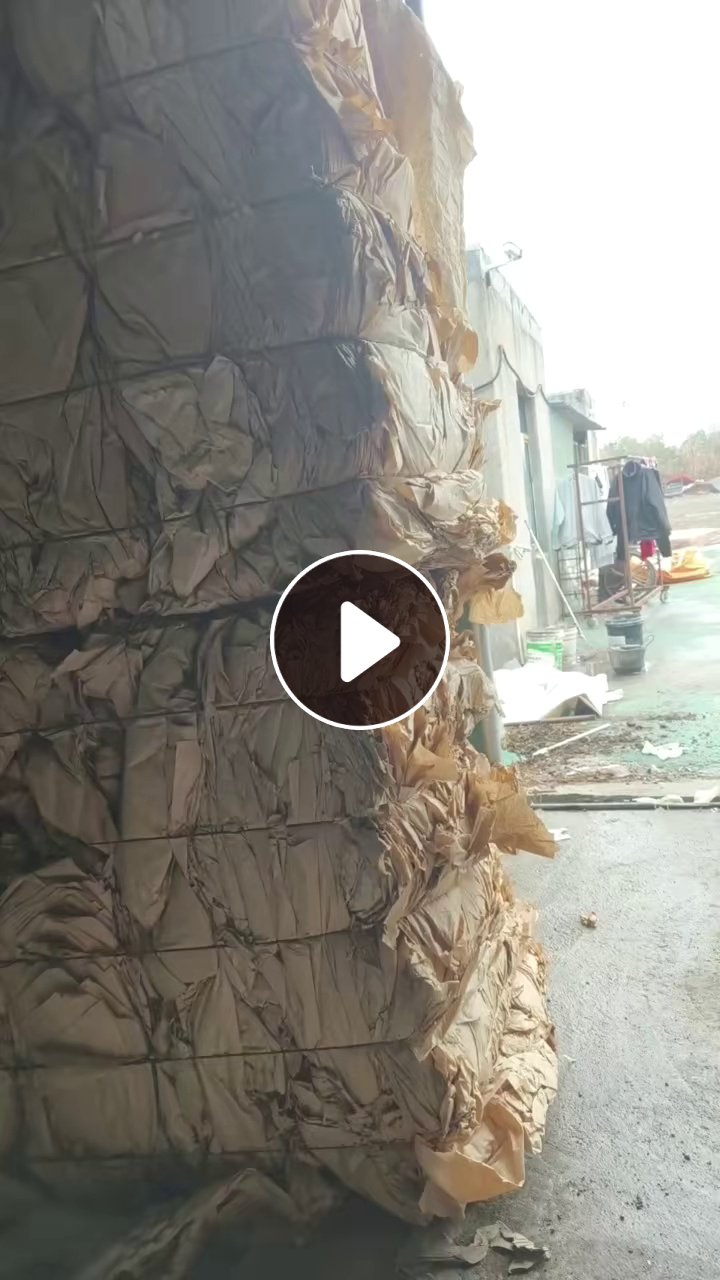 长期出售本色光伏纸压块