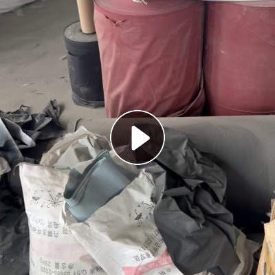 出售密封条用的定制pe膜，原料就是线性和高低压，百分3到5的填充，有卷膜有散膜，统货出