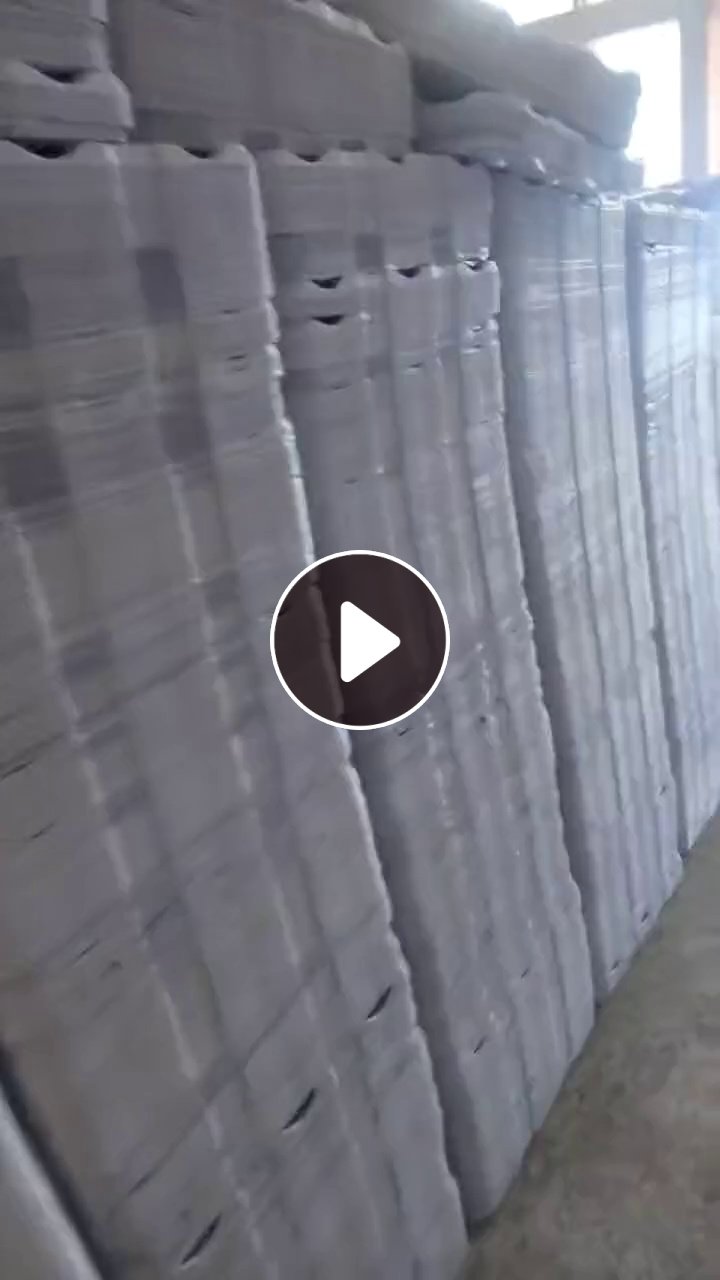 长期出售氨纶片，PVC吸塑片，有白色和灰色，现货有6米8一车，货在广东梅州