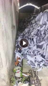 长期出售服装厂下来的绗棉下脚料，绗棉边角料，当黑料处理，货在江苏镇江