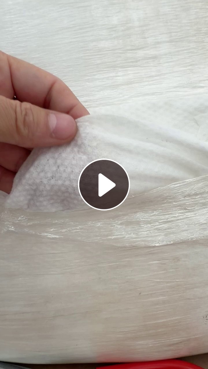 出售洗脸巾厂下来的全黏胶，水刺无纺布200门幅，70克，现货3.5吨