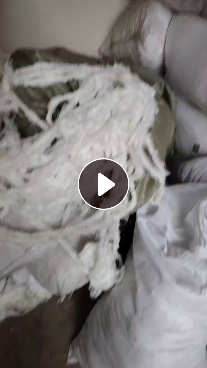 长期出售纺纱厂下脚料，涤棉布边纱，涤棉浆纱，货在山东潍坊