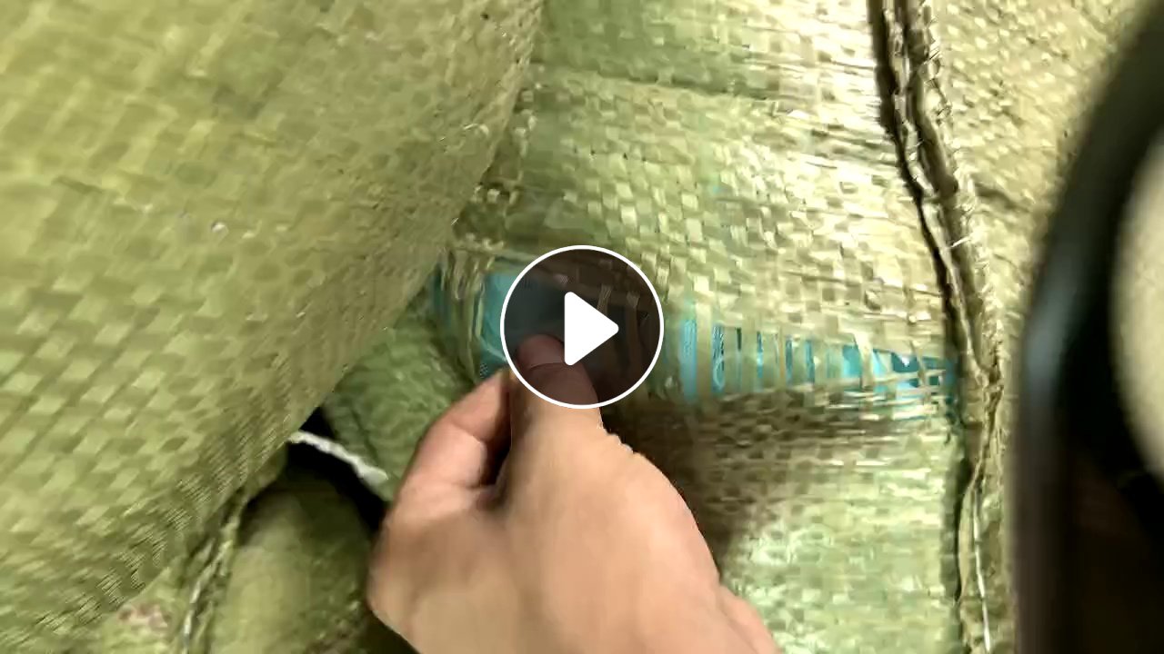 长期出售服装厂氨纶废布，氨纶边角料，有分白色浅色老色，在浙江湖州。